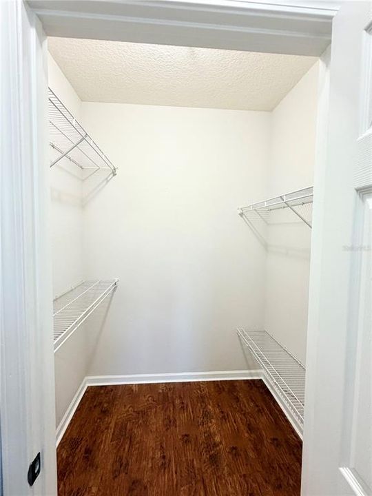 En Renta: $1,700 (2 camas, 2 baños, 1048 Pies cuadrados)