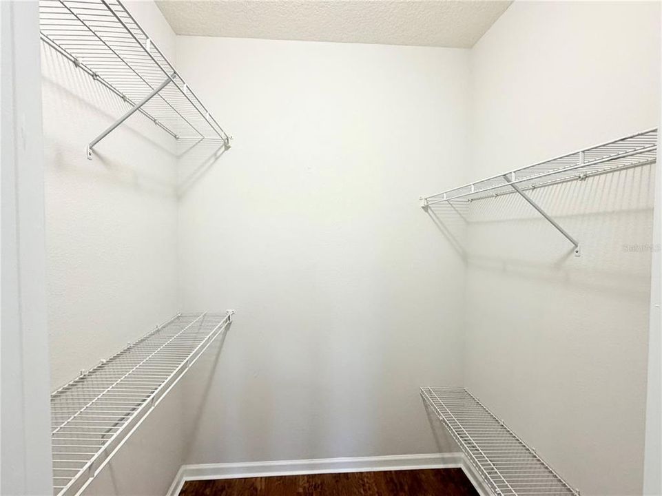 En Renta: $1,700 (2 camas, 2 baños, 1048 Pies cuadrados)