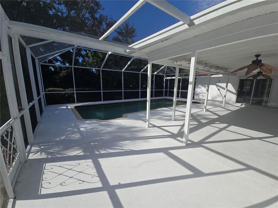 На продажу: $599,000 (4 спален, 2 ванн, 2160 Квадратных фут)