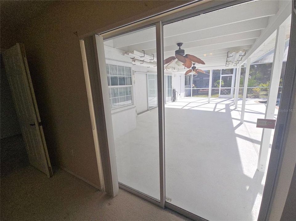 待售: $599,000 (4 贝兹, 2 浴室, 2160 平方英尺)