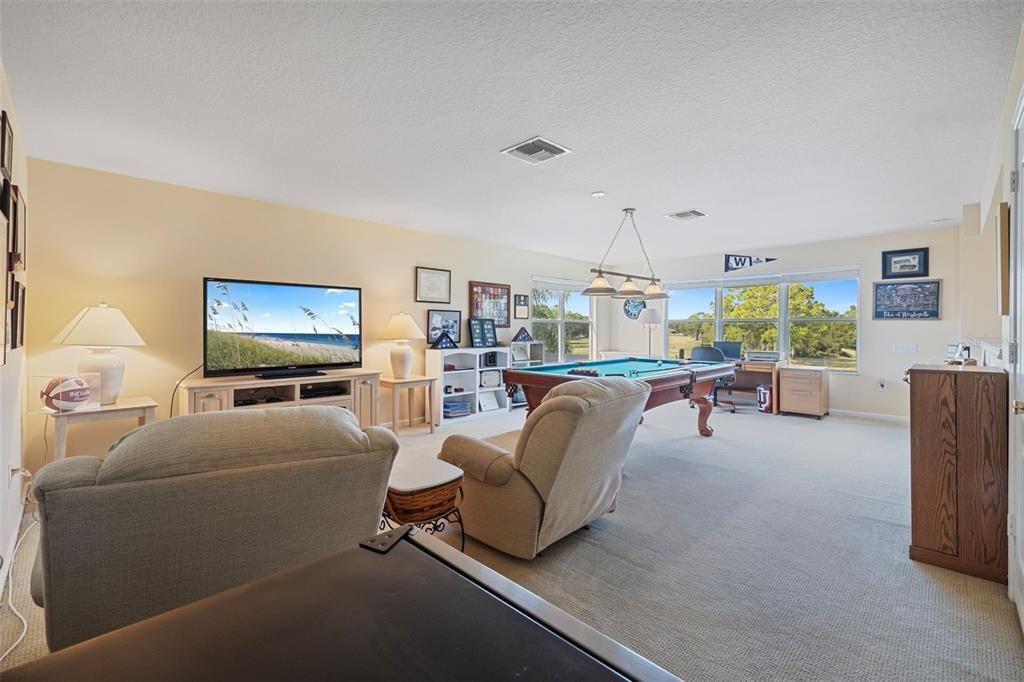 На продажу: $675,000 (5 спален, 3 ванн, 3302 Квадратных фут)