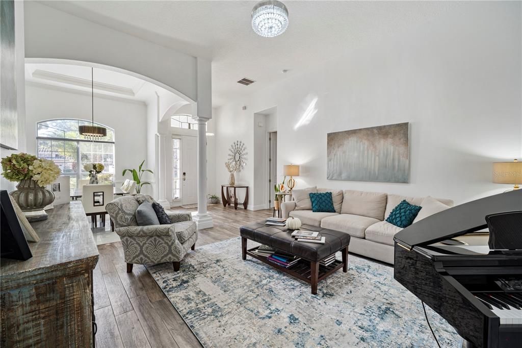 На продажу: $775,000 (4 спален, 5 ванн, 2578 Квадратных фут)