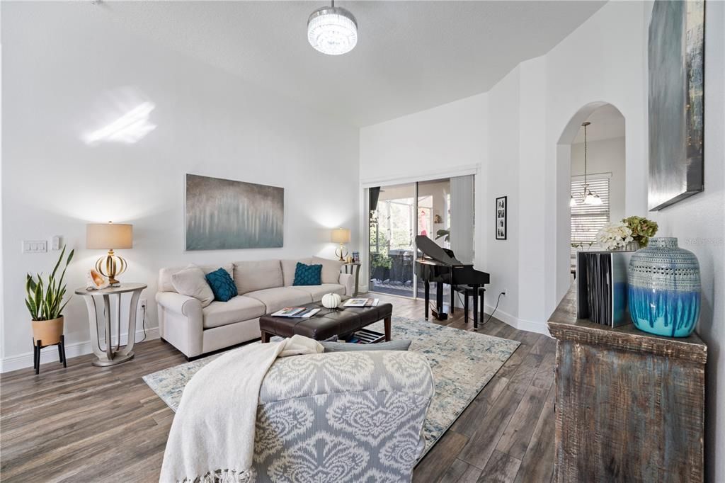 На продажу: $775,000 (4 спален, 5 ванн, 2578 Квадратных фут)