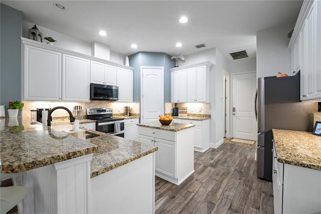 На продажу: $775,000 (4 спален, 5 ванн, 2578 Квадратных фут)