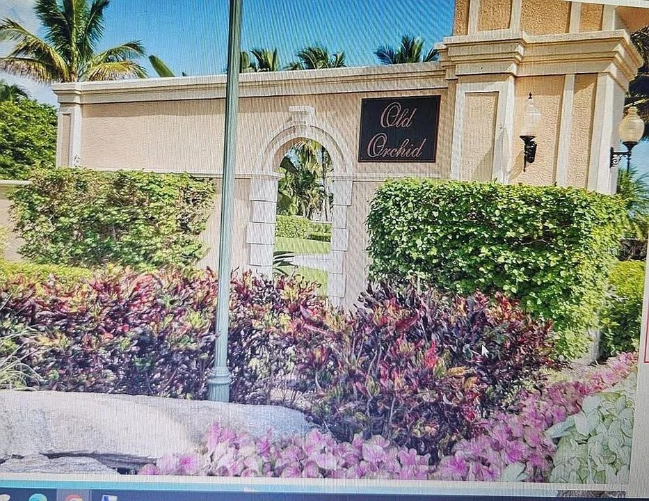 For Sale: $769,900 (3 beds, 3 baths, 2603 Square Feet)