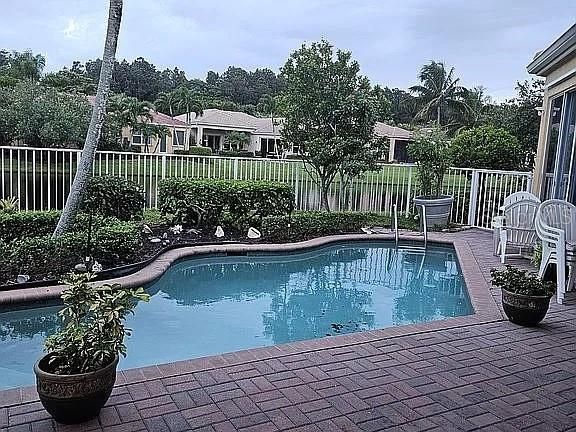 For Sale: $769,900 (3 beds, 3 baths, 2603 Square Feet)