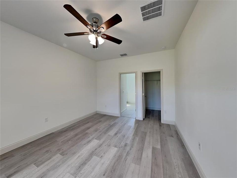For Rent: $1,750 (4 beds, 2 baths, 1551 Square Feet)
