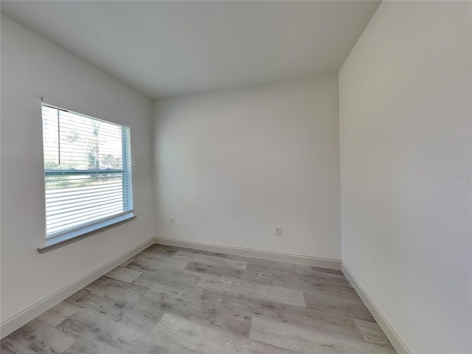 For Rent: $1,750 (4 beds, 2 baths, 1551 Square Feet)