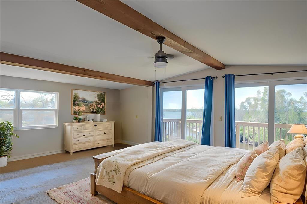 For Rent: $2,300 (2 beds, 2 baths, 1768 Square Feet)