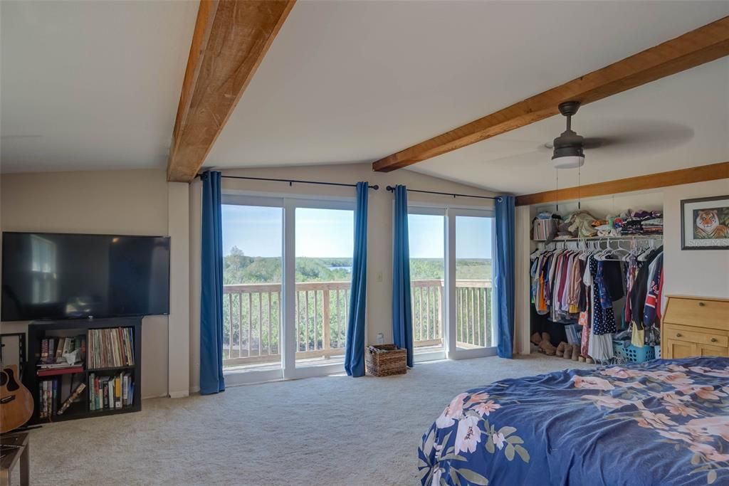 For Rent: $2,300 (2 beds, 2 baths, 1768 Square Feet)