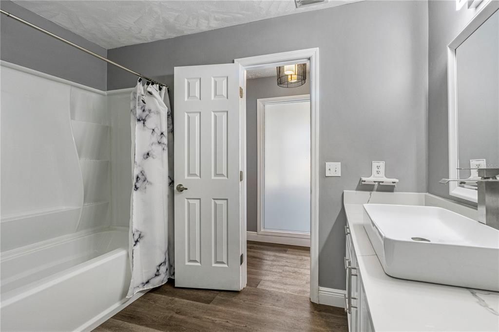 For Sale: $345,000 (3 beds, 2 baths, 1480 Square Feet)