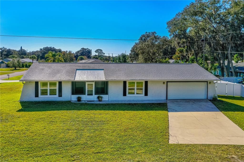 For Sale: $345,000 (3 beds, 2 baths, 1480 Square Feet)