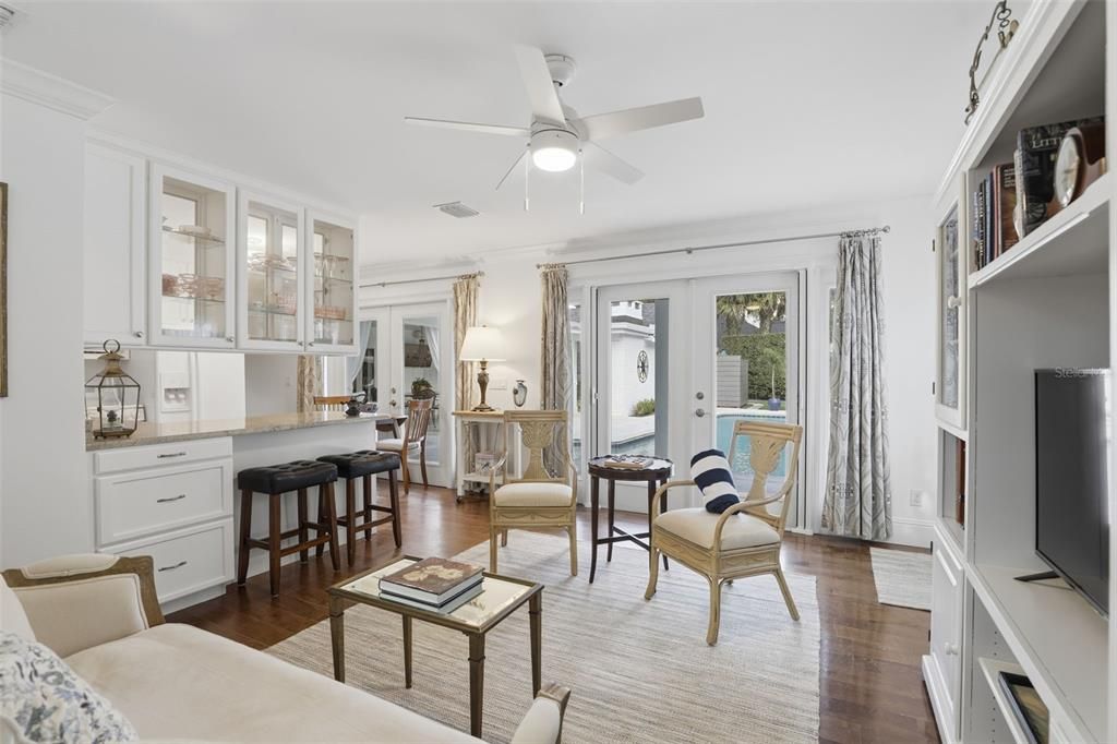 На продажу: $2,380,000 (3 спален, 3 ванн, 3828 Квадратных фут)