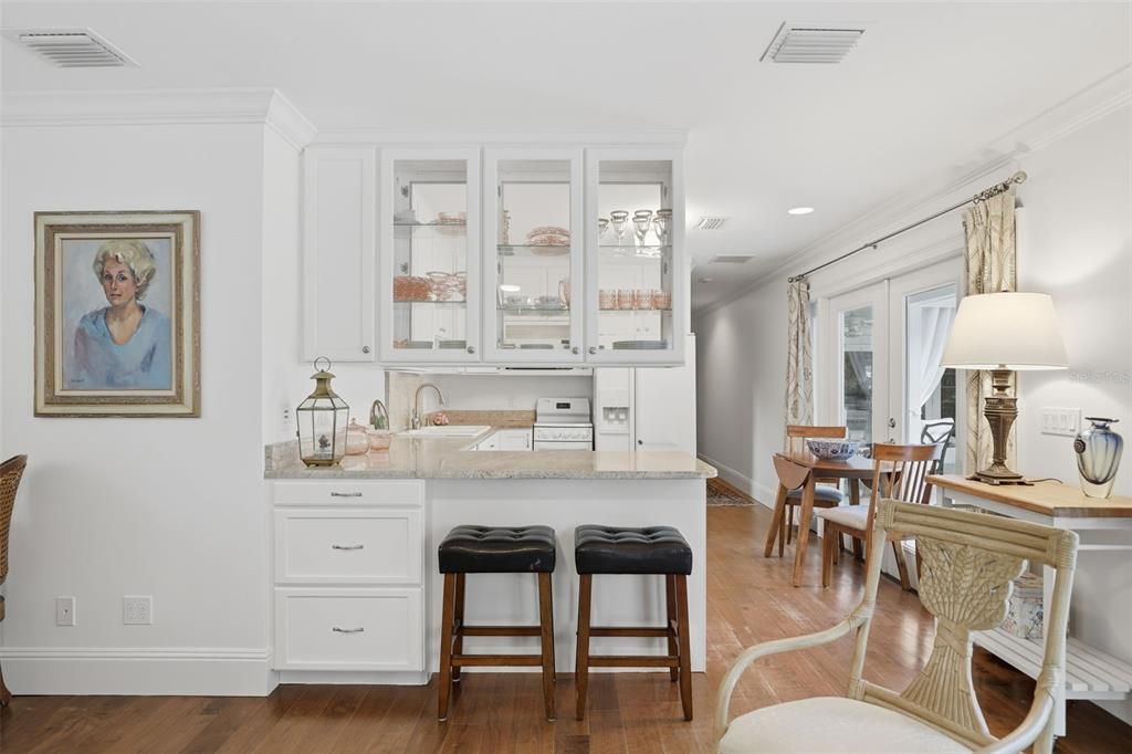 На продажу: $2,380,000 (3 спален, 3 ванн, 3828 Квадратных фут)