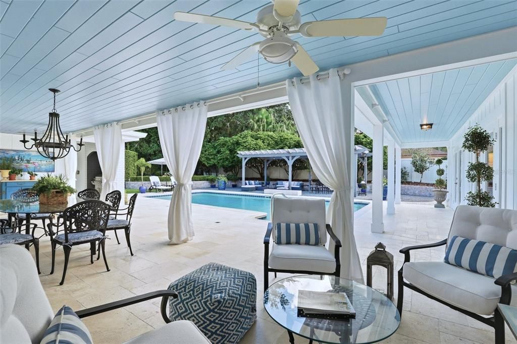 На продажу: $2,380,000 (3 спален, 3 ванн, 3828 Квадратных фут)