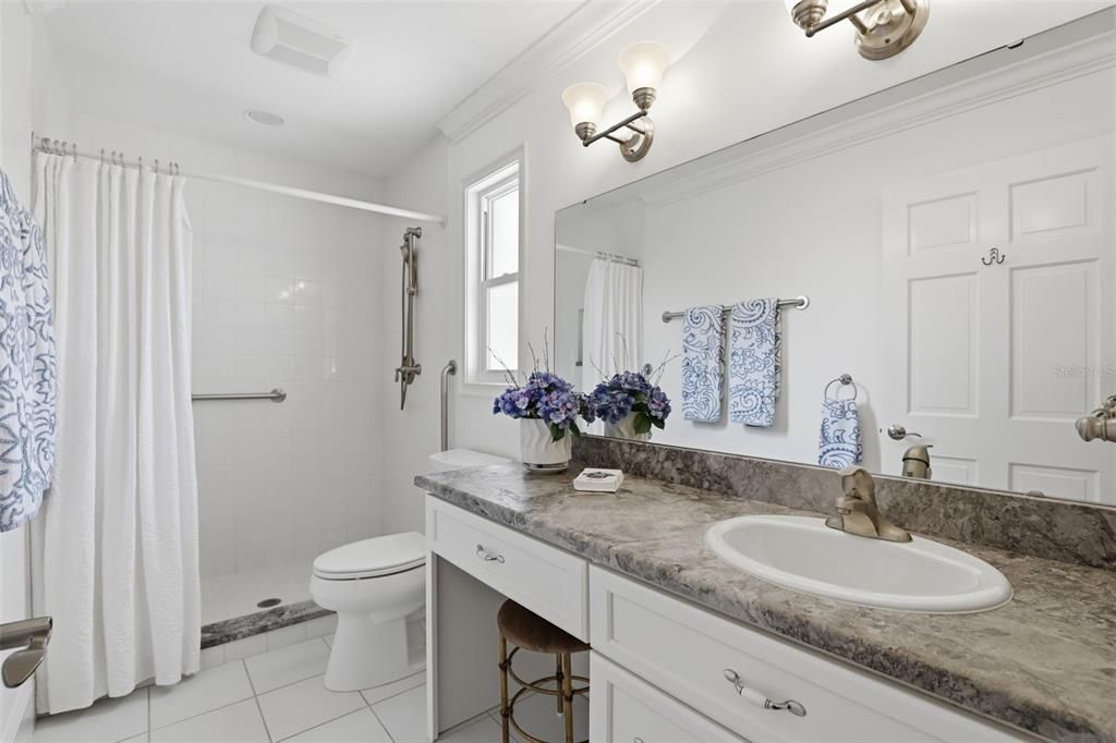 На продажу: $2,380,000 (3 спален, 3 ванн, 3828 Квадратных фут)