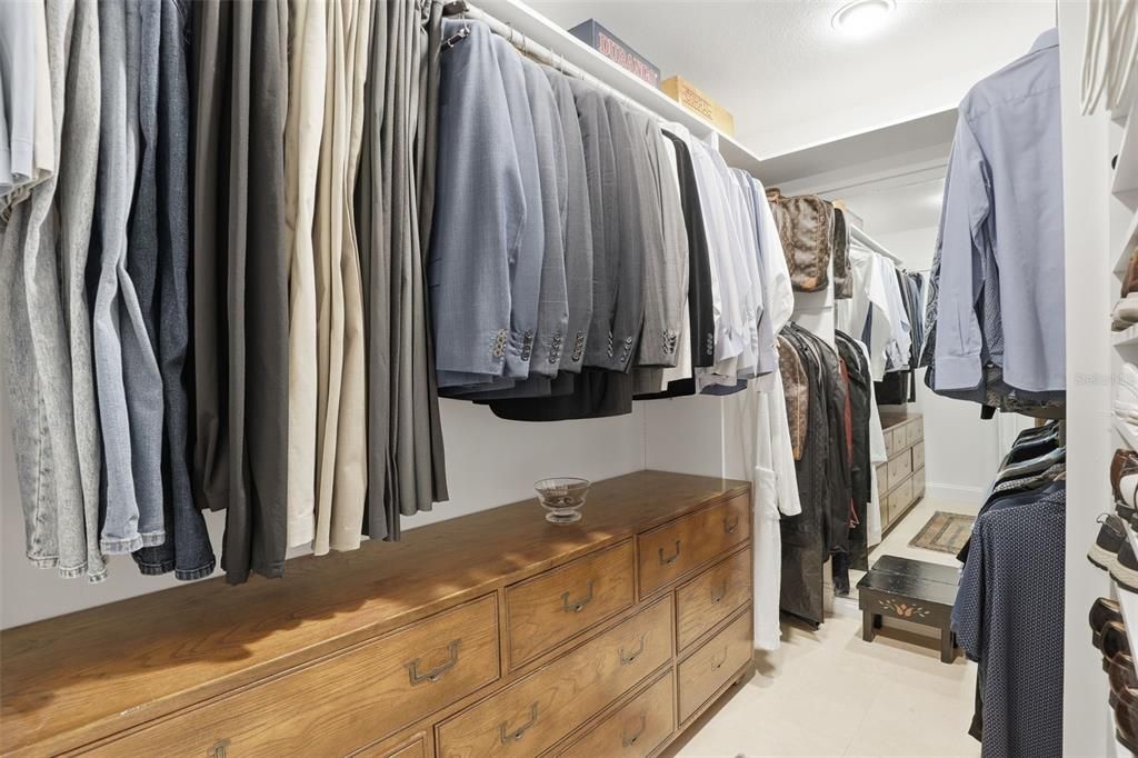 На продажу: $2,380,000 (3 спален, 3 ванн, 3828 Квадратных фут)