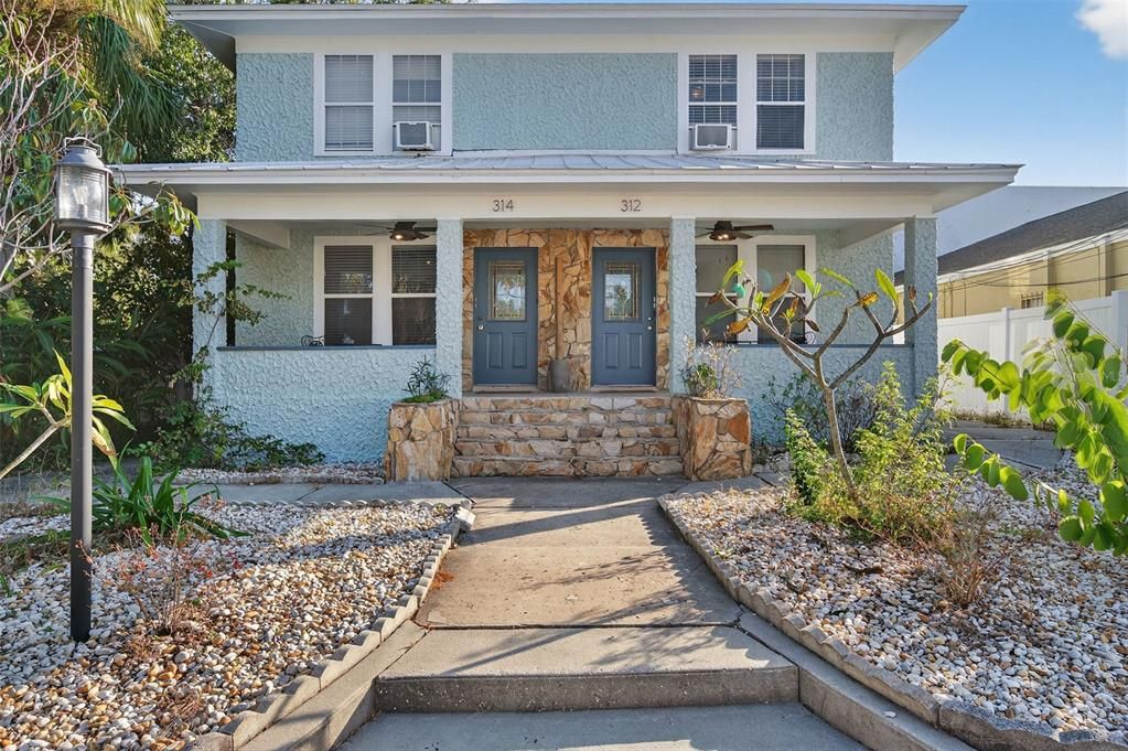 待售: $780,000 (2 贝兹, 0 浴室, 2560 平方英尺)