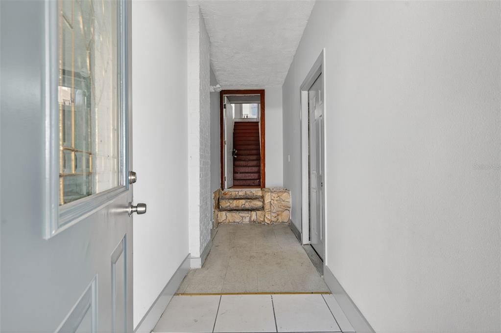 待售: $780,000 (2 贝兹, 0 浴室, 2560 平方英尺)