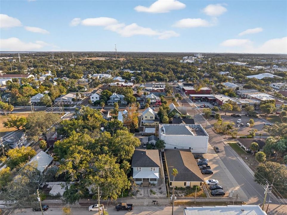 待售: $780,000 (2 贝兹, 0 浴室, 2560 平方英尺)