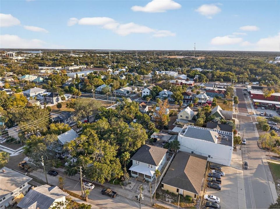 待售: $780,000 (2 贝兹, 0 浴室, 2560 平方英尺)