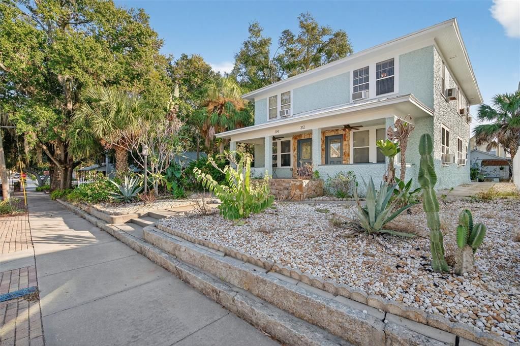 待售: $780,000 (2 贝兹, 0 浴室, 2560 平方英尺)