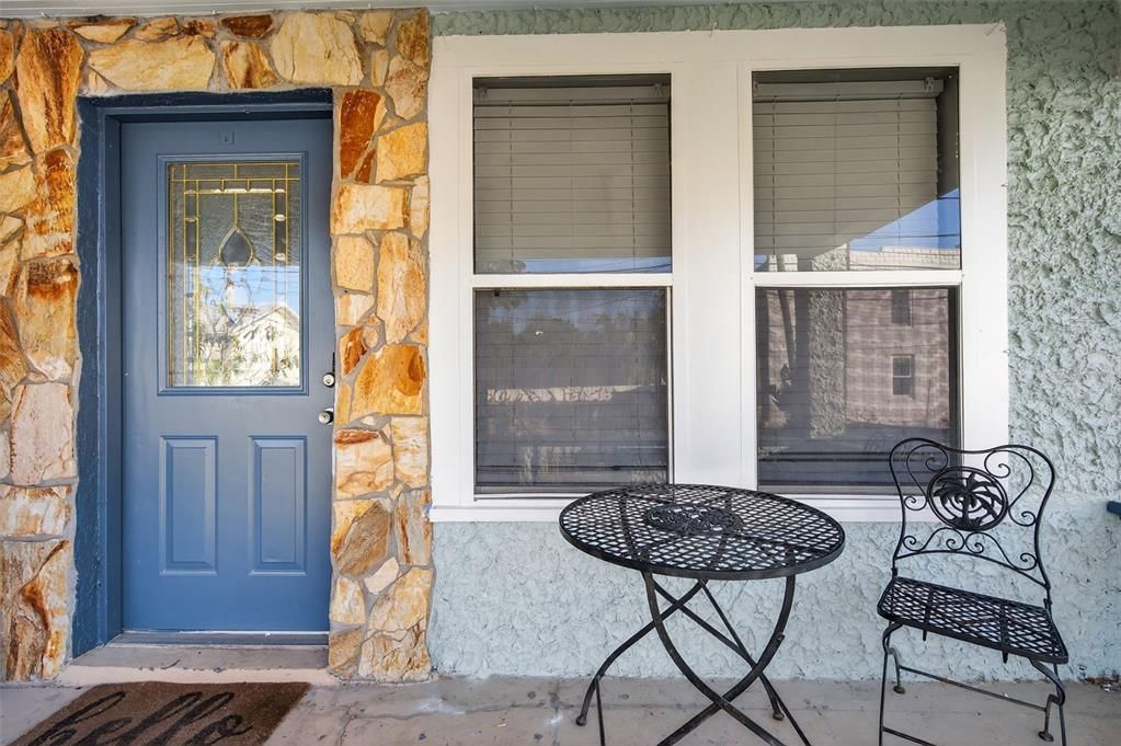 待售: $780,000 (2 贝兹, 0 浴室, 2560 平方英尺)