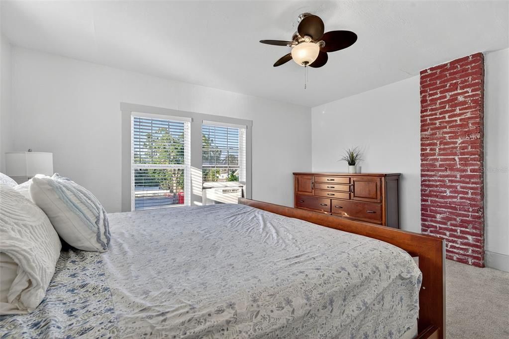 待售: $780,000 (2 贝兹, 0 浴室, 2560 平方英尺)