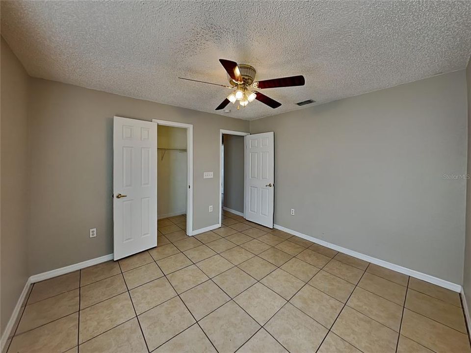 En Renta: $1,900 (3 camas, 2 baños, 1887 Pies cuadrados)