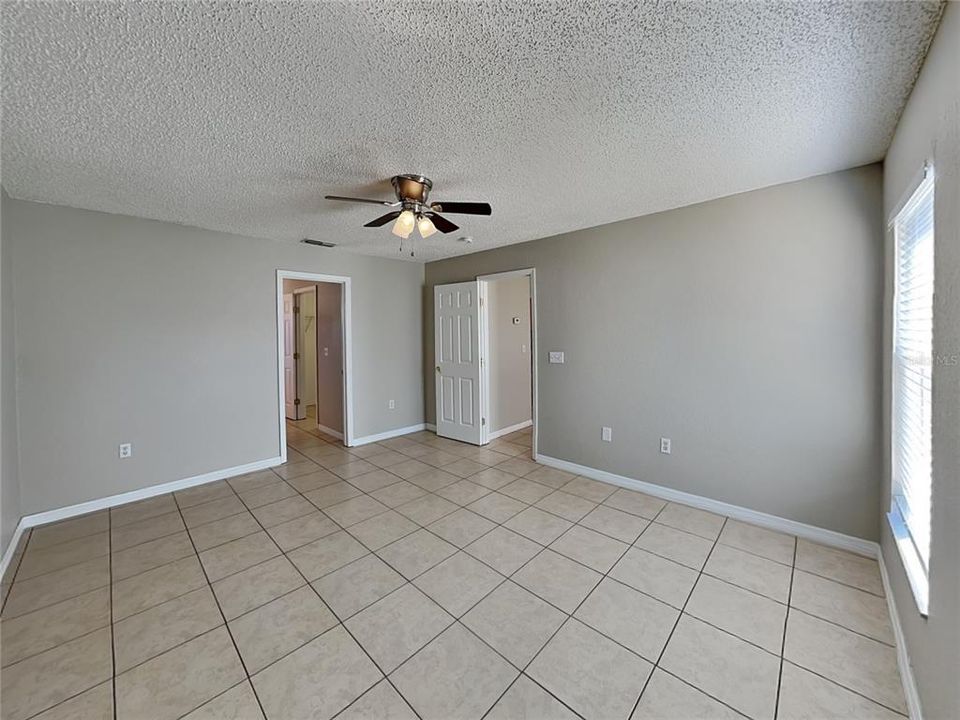 En Renta: $1,900 (3 camas, 2 baños, 1887 Pies cuadrados)