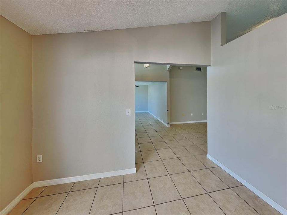 En Renta: $1,900 (3 camas, 2 baños, 1887 Pies cuadrados)