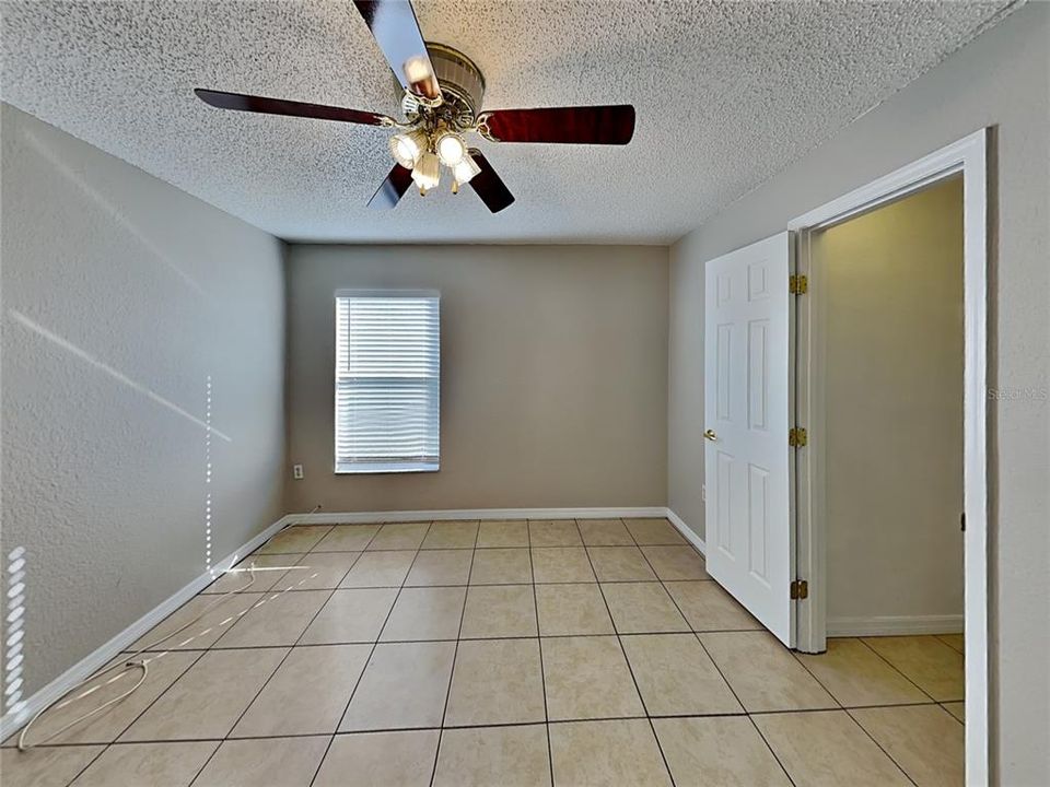 En Renta: $1,900 (3 camas, 2 baños, 1887 Pies cuadrados)