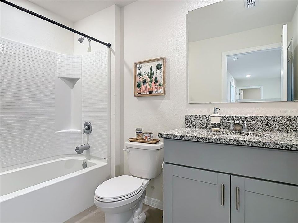 На продажу: $321,000 (3 спален, 2 ванн, 1614 Квадратных фут)