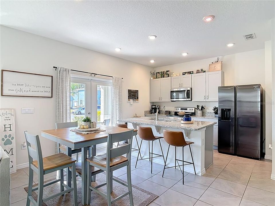 На продажу: $321,000 (3 спален, 2 ванн, 1614 Квадратных фут)