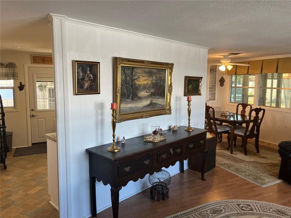 For Sale: $195,000 (2 beds, 2 baths, 1152 Square Feet)