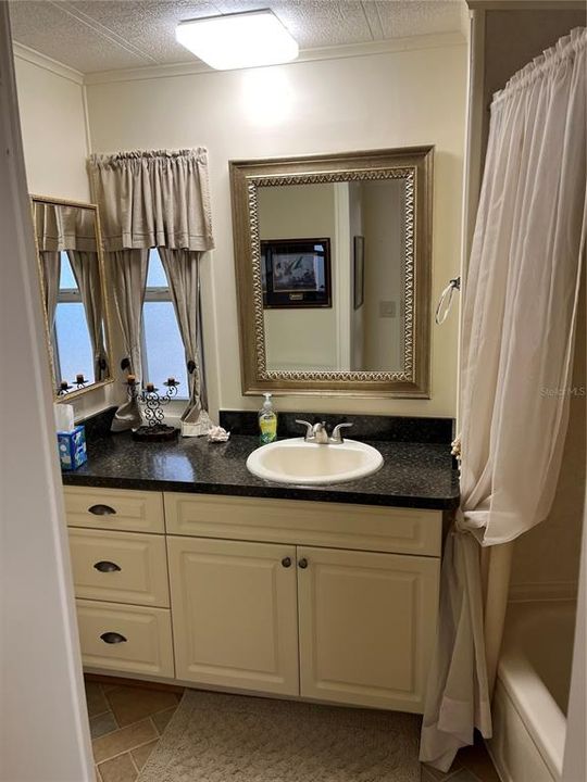 For Sale: $195,000 (2 beds, 2 baths, 1152 Square Feet)