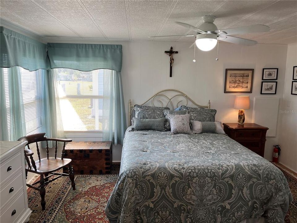 For Sale: $195,000 (2 beds, 2 baths, 1152 Square Feet)