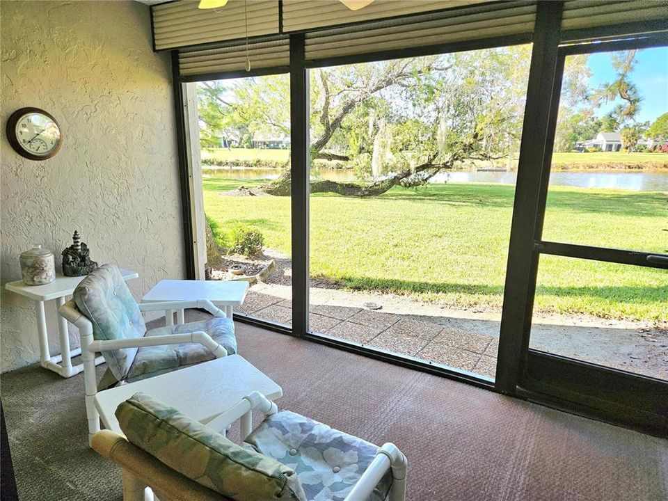 待售: $229,000 (2 贝兹, 2 浴室, 1069 平方英尺)