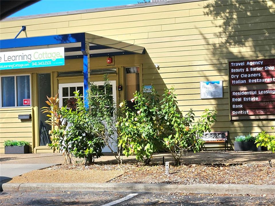 待售: $229,000 (2 贝兹, 2 浴室, 1069 平方英尺)