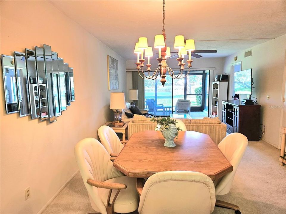 待售: $229,000 (2 贝兹, 2 浴室, 1069 平方英尺)