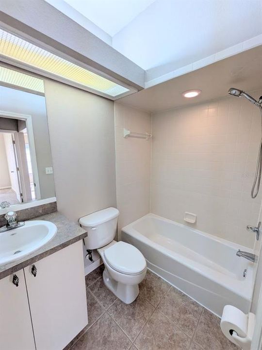 For Rent: $1,395 (2 beds, 2 baths, 1017 Square Feet)