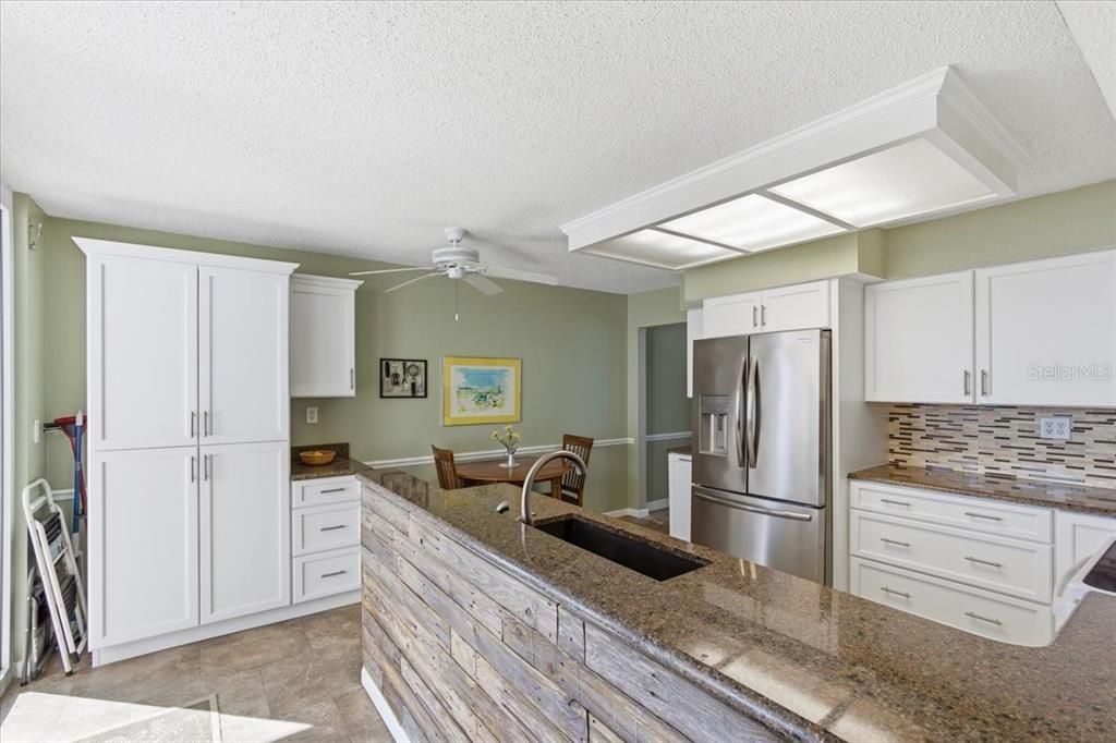 For Sale: $529,000 (3 beds, 2 baths, 2082 Square Feet)