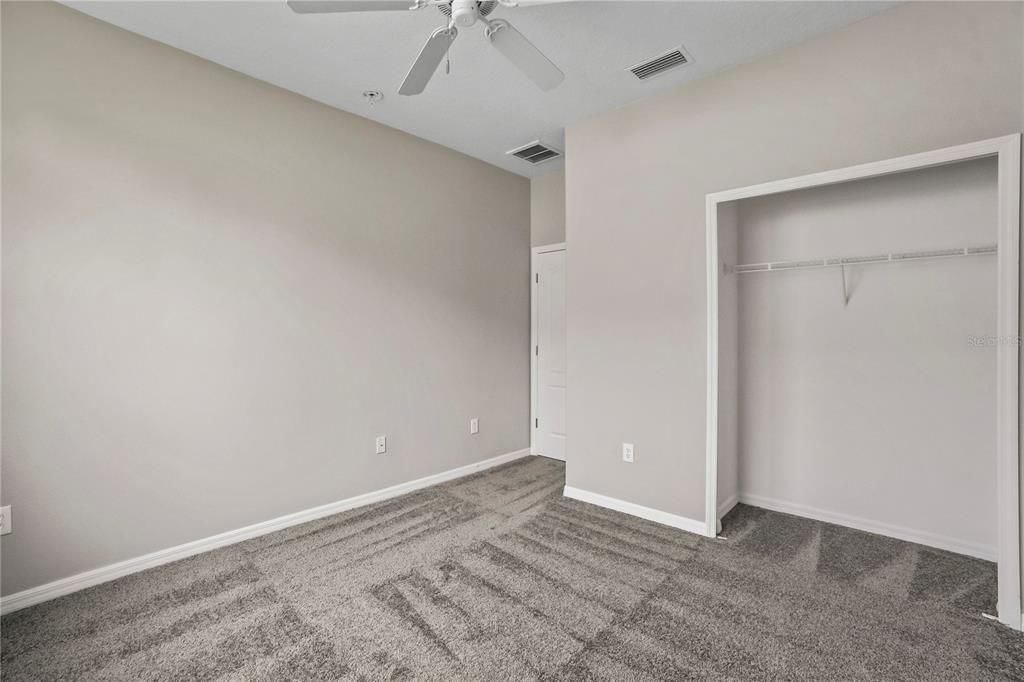 待售: $465,000 (5 贝兹, 4 浴室, 3240 平方英尺)