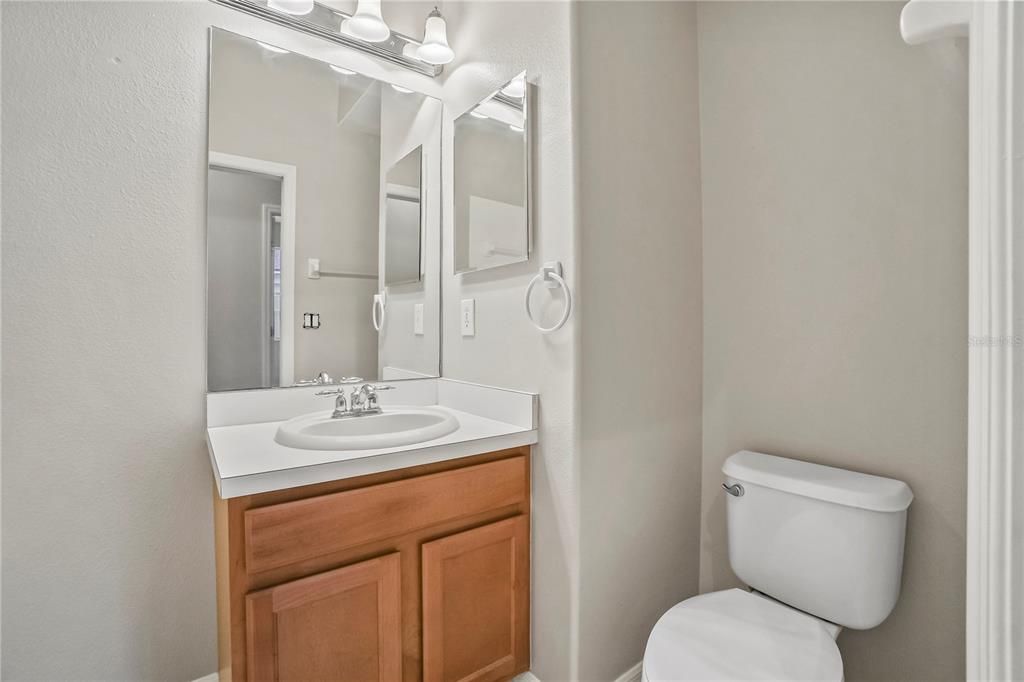 待售: $465,000 (5 贝兹, 4 浴室, 3240 平方英尺)