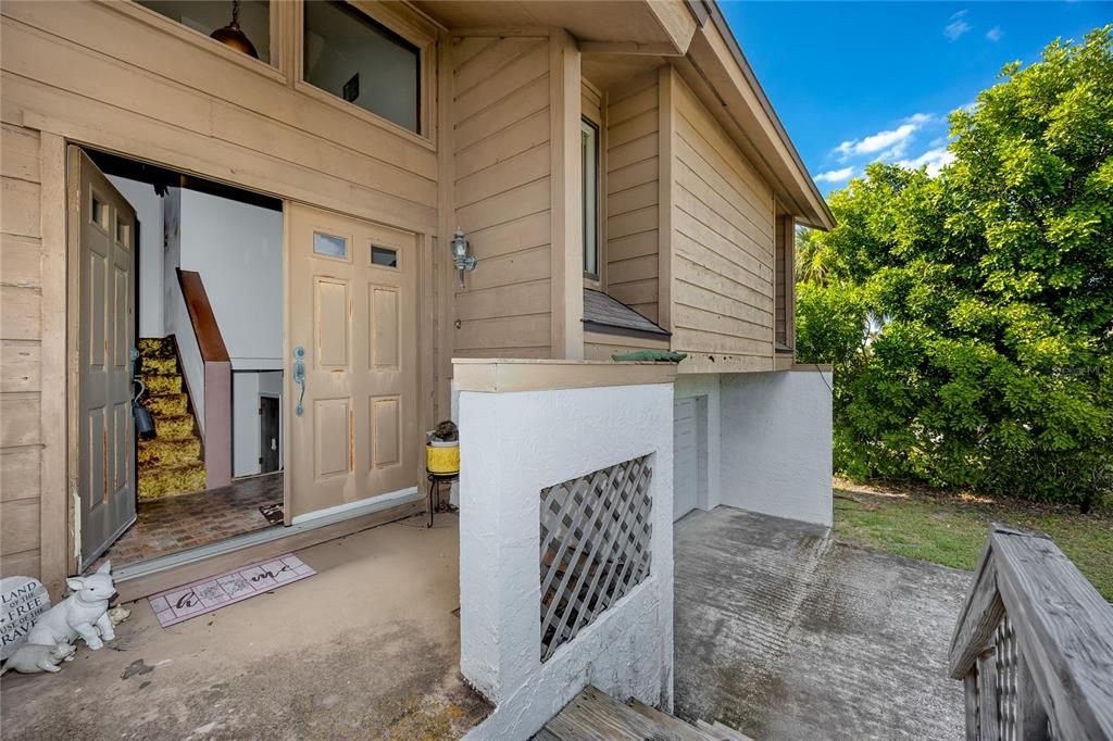 Active With Contract: $525,000 (3 beds, 2 baths, 1254 Square Feet)