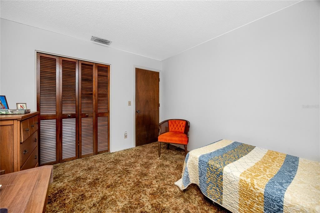 Active With Contract: $525,000 (3 beds, 2 baths, 1254 Square Feet)