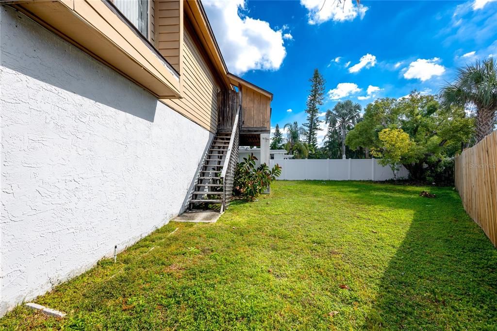 Active With Contract: $525,000 (3 beds, 2 baths, 1254 Square Feet)