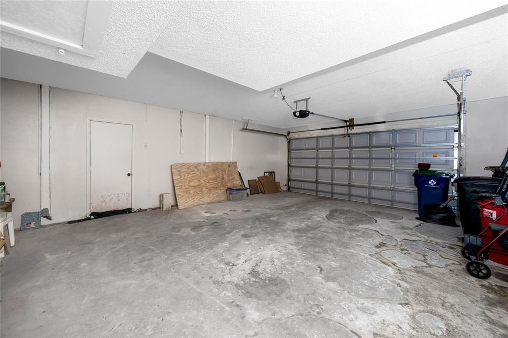 Active With Contract: $525,000 (3 beds, 2 baths, 1254 Square Feet)