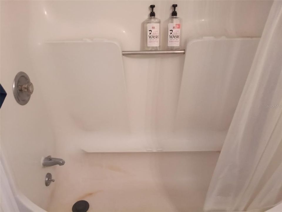 На продажу: $234,878 (3 спален, 2 ванн, 1621 Квадратных фут)