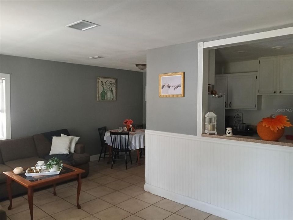 На продажу: $234,878 (3 спален, 2 ванн, 1621 Квадратных фут)